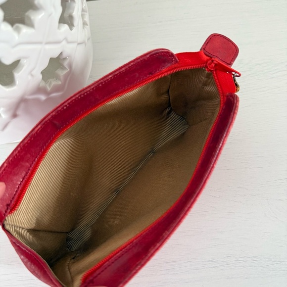 Chanel Vintage Red Lambskin CC Pouch - Picture 10 of 16